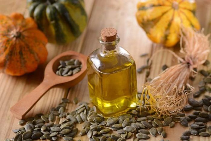 Pumpkin Seed Oil Virgin, Unrefined: Natural Wellness in a Bottle